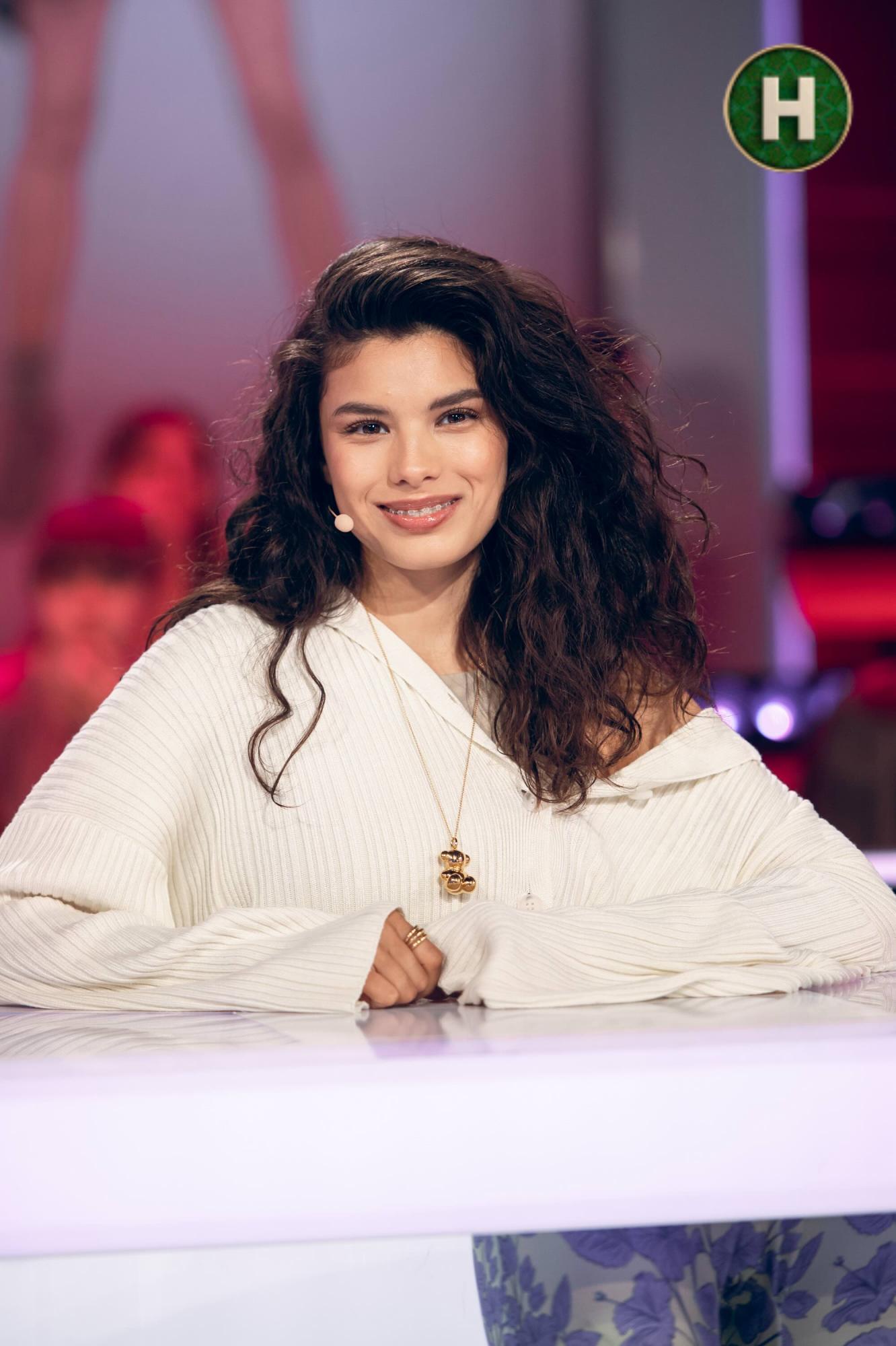 Michelle Andrade розповіла, як підбирає образи, щоб “виділятися з натовпу"